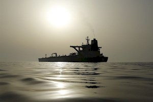 ۳۰ نفتکش عربستان در راه آمریکا/ آیا تجربه نفت منفی دوباره تکرار می‌شود؟