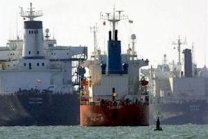 ورود ۲ نفتکش ایران به آب های ونزوئلا
