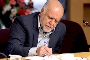 نامه زنگنه به روحانی/ انتقادات نمایندگان مجلس به وزیر نفت در جلسه سران قوا قضاوت شود