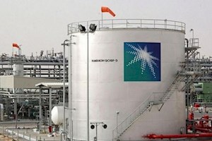 عربستان ۱۸ میلیارد دلار قرارداد نفتی امضا کرد/ ۵۰ درصد قراردادها به شرکت‌های سعودی رسید