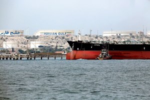 صادرات نفت ایران ادامه دارد