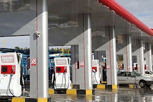جایگاههای توزیع فرآورده های نفتی تعطیل نمی شوند