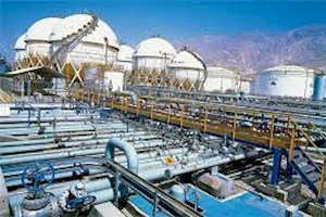 نیمه‌خامفروشی؛ آفت صنعت پتروشیمی/راهکارهای پیش روی دولت سیزدهم