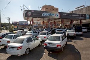 قیمت بنزین بازار سیاه در استان های مرزی ۲۱ هزار تومان شد
