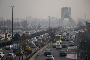 عامل آلودگی هوا؛ خودروهای فرسوده یا مازوت‌سوزی نیروگاه‌ها؟