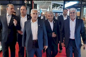 بازدید مدیرعامل شرکت نفت مناطق مرکزی ایران از نمایشگاه بیست و‌ نهم نفت