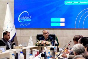 نشست مدیرعامل پتروشیمی خوزستان با فعالان اقتصادی خراسان برگزار شد