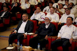 مراسم بزرگداشت هفته کارگر و تجلیل از کارگران نمونه پتروشیمی جم برگزار شد