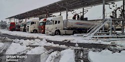 گزارش تصویری+تلاش‌های کارکنان صنعت نفت برای تأمین سوخت زمستانی
