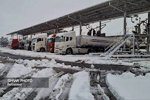 گزارش تصویری+تلاش‌های کارکنان صنعت نفت برای تأمین سوخت زمستانی