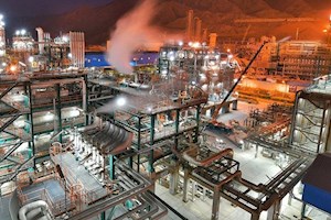 اصلاح یا امتیاز؟ / راز خوشحالی پتروشیمی‌ها از تصمیم تازه دولت