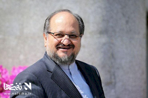 شریعتمداری تاچه اندازه به نظرات مراجع ذیصلاح نظارتی پایبند است؟